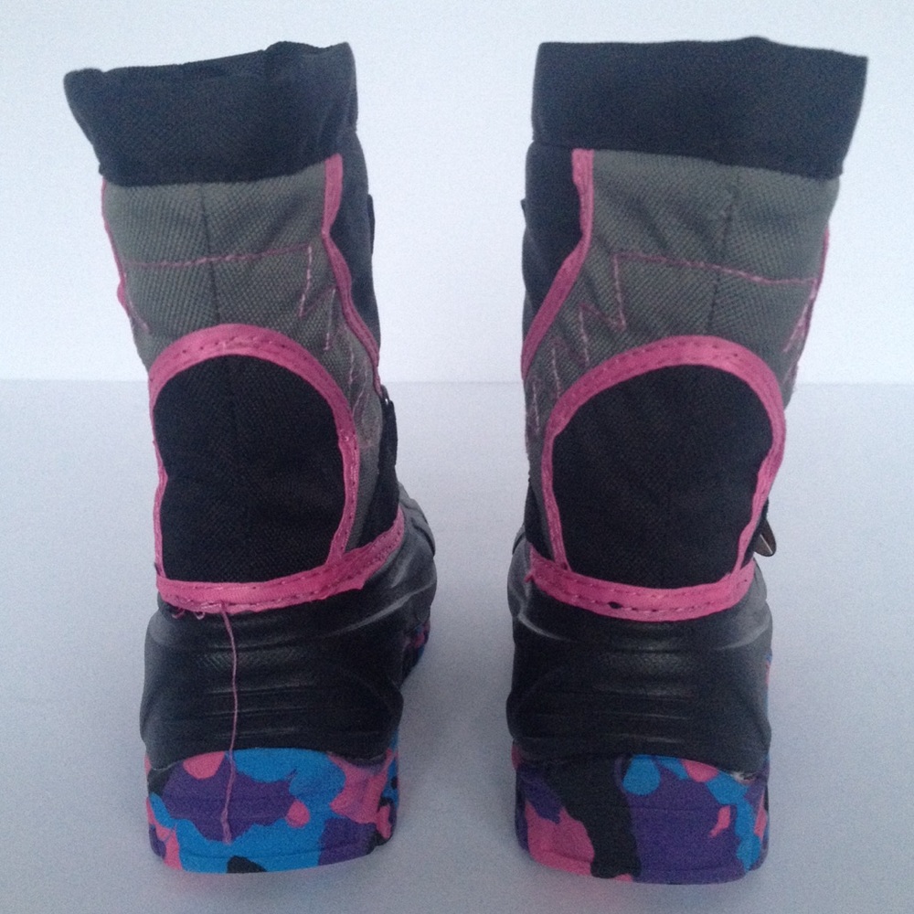 NWT- Ozark Trail Girls Toddler Winter Temp Boots - Picture 4 of 6